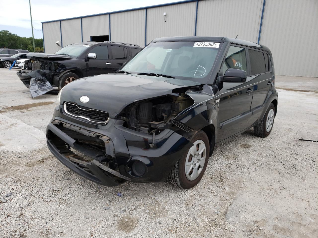 Photo 2 from auction – 2013 KIA SOUL with VIN KNDJT2A58D7569970
