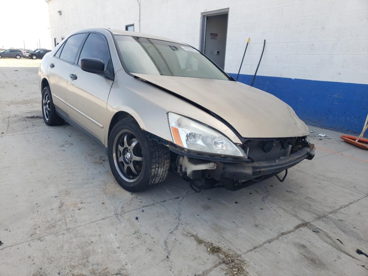 HONDA ACCORD VAL 2006 with VIN JHMCM56176C010528 - Photo from auction