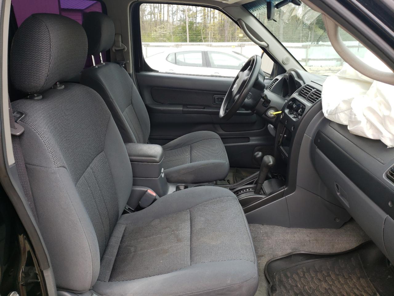 Photo 5 from auction – 2004 NISSAN FRONTIER C with VIN 1N6ED29YX4C408893