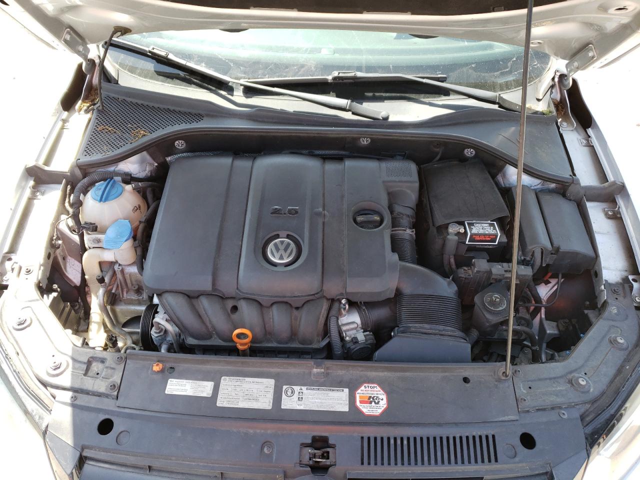 Photo 7 from auction – 2012 VOLKSWAGEN PASSAT S with VIN 1VWAP7A36CC062553