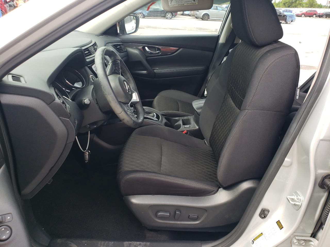 Photo 5 from auction – 2018 NISSAN ROGUE S with VIN 5N1AT2MT5JC813700