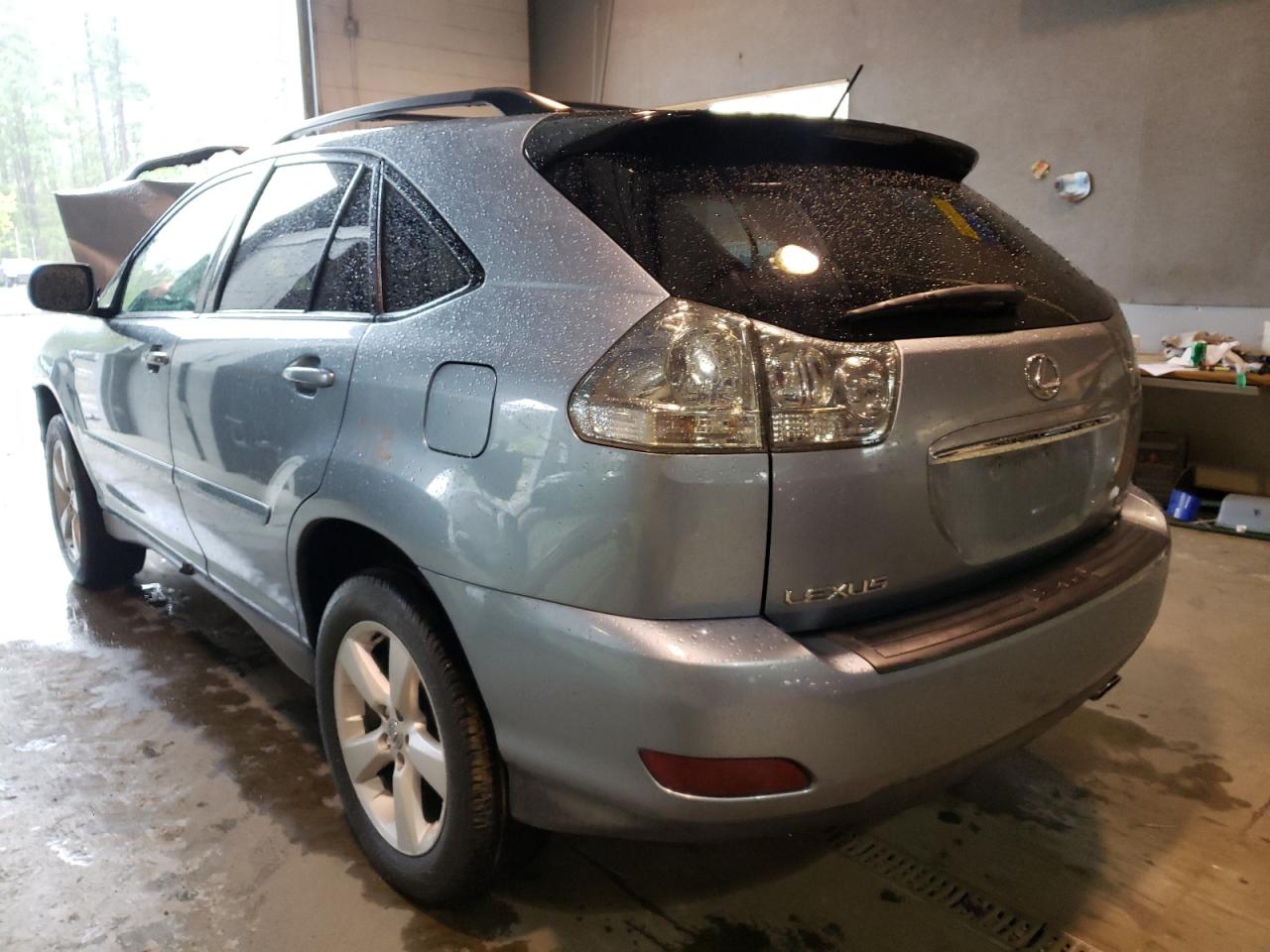 Photo 3 from auction – 2005 LEXUS RX 330 with VIN 2T2HA31U55C044930