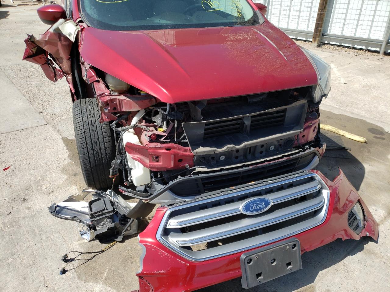 Photo 9 from auction – 2017 FORD ESCAPE SE with VIN 1FMCU9G92HUA62848