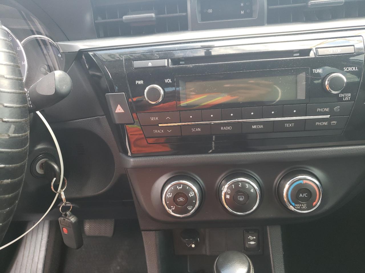 Photo 9 from auction – 2015 TOYOTA COROLLA L with VIN 2T1BURHE1FC257118