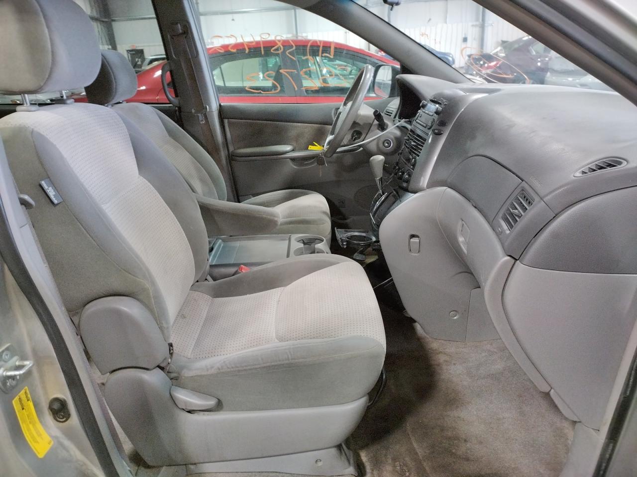 Photo 5 from auction – 2007 TOYOTA SIENNA CE with VIN 5TDZK23C97S093188
