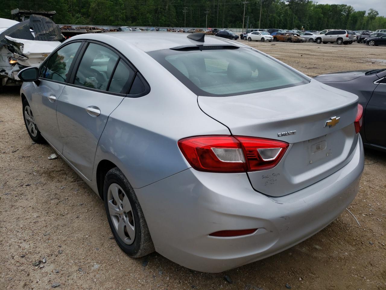 Photo 3 from auction – 2017 CHEVROLET CRUZE LS with VIN 1G1BC5SM2H7101548