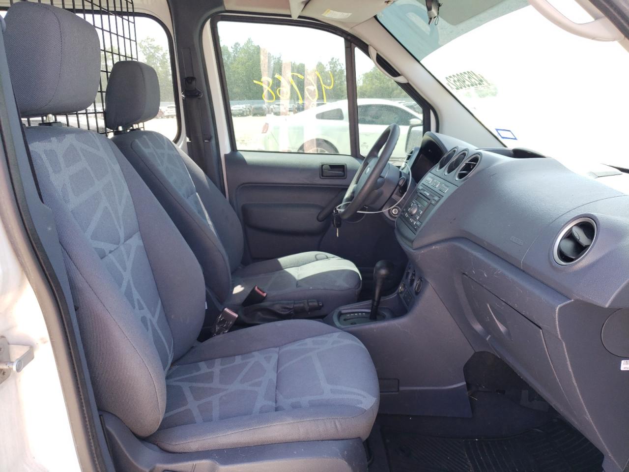 Photo 5 from auction – 2010 FORD TRANSIT CO with VIN NM0LS6BN6AT018616