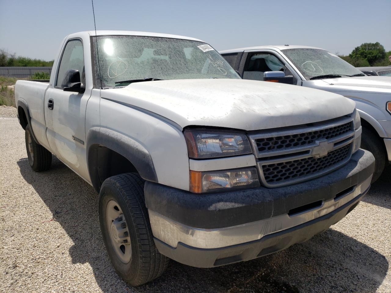 CHEVROLET SILVERADO 2005 с VIN 1GCHC24U85E308630 - Фото с аукциона