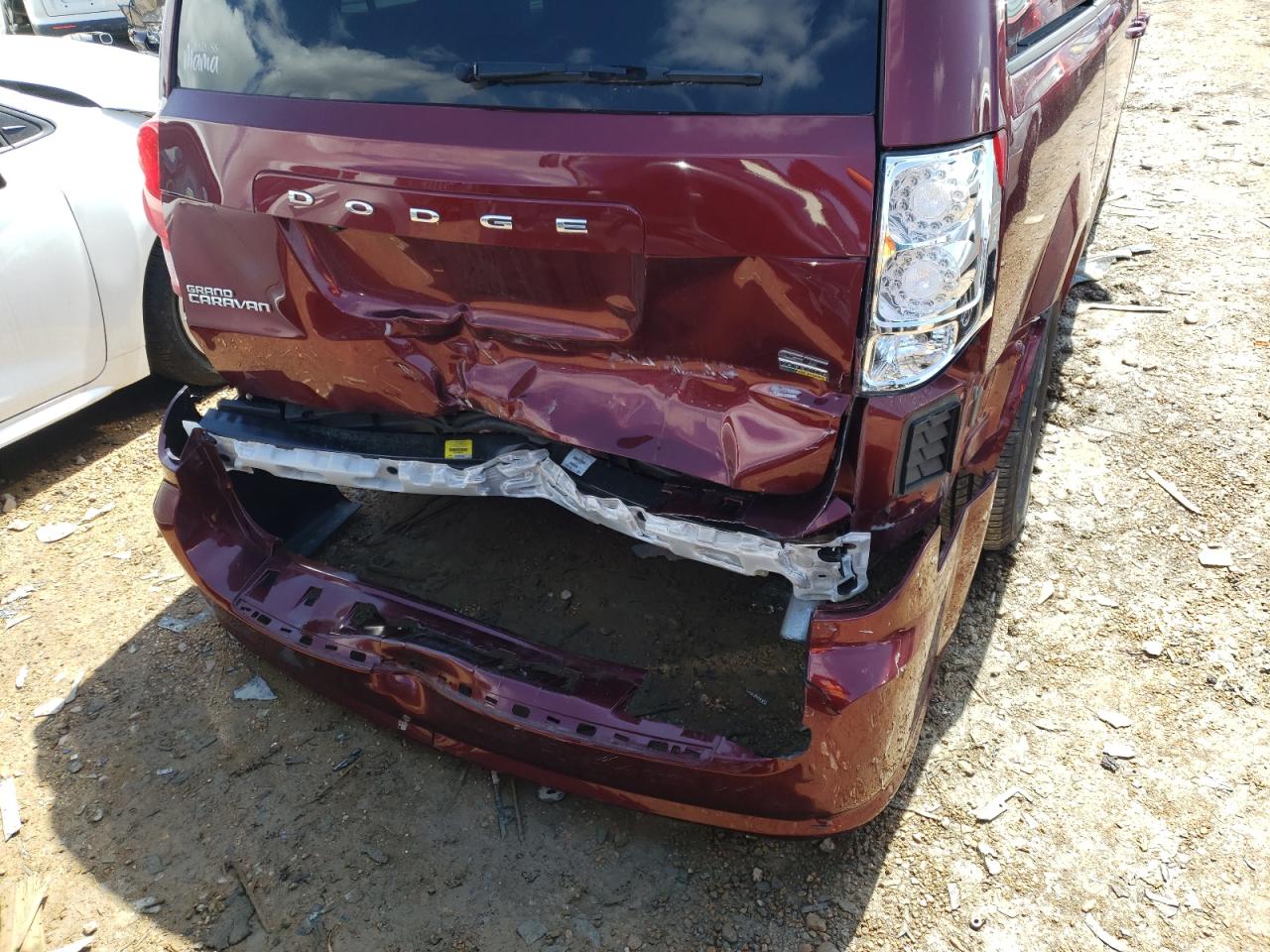 Photo 9 from auction – 2019 DODGE GRAND CARA with VIN 2C4RDGEG9KR687966