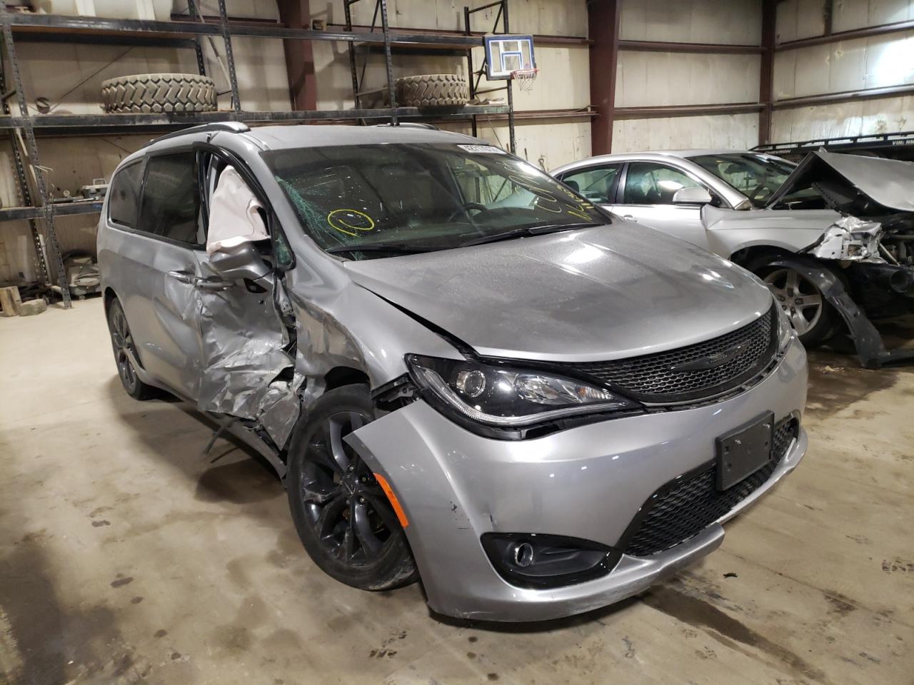 CHRYSLER PACIFICA T 2020 with VIN 2C4RC1BG3LR116303 - Photo from auction