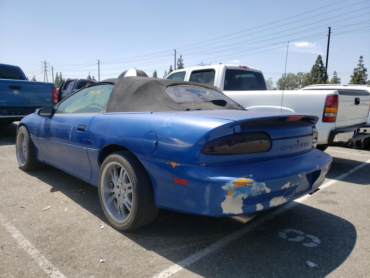 Photo 3 from auction – 1997 CHEVROLET CAMARO BAS with VIN 2G1FP32KXV2159435