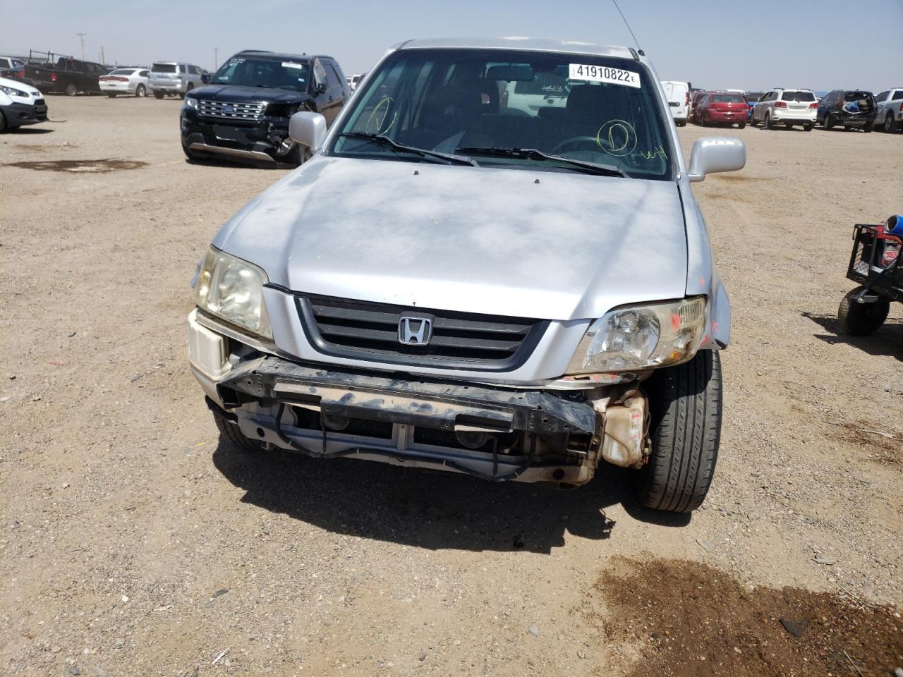 Photo 9 from auction – 1998 HONDA CR-V EX with VIN JHLRD1869WC049184