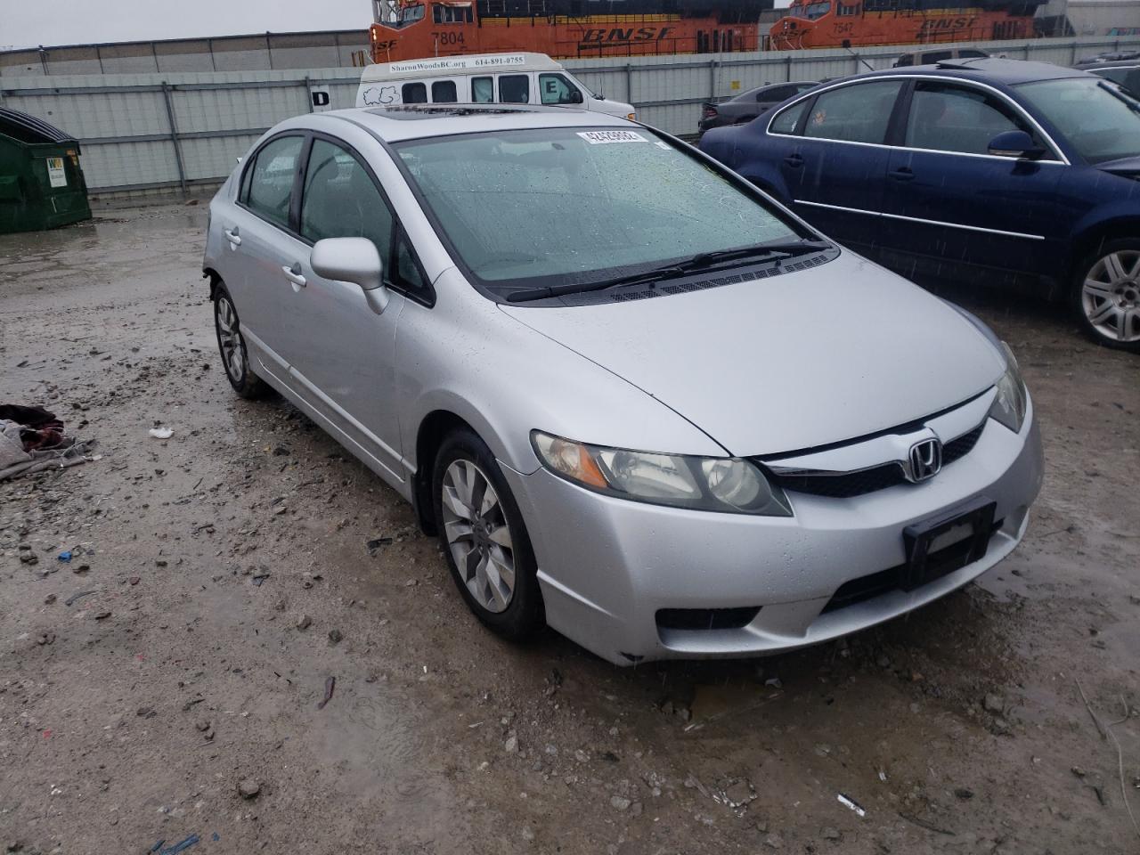 HONDA CIVIC EX 2009 with VIN 19XFA16839E000556 - Photo from auction