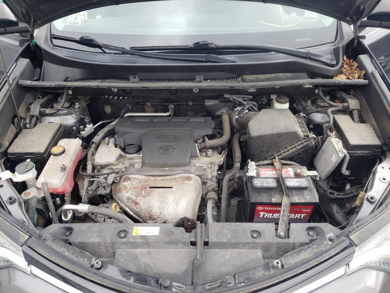Photo 7 from auction – 2016 TOYOTA RAV4 LE with VIN 2T3BFREV0GW455193