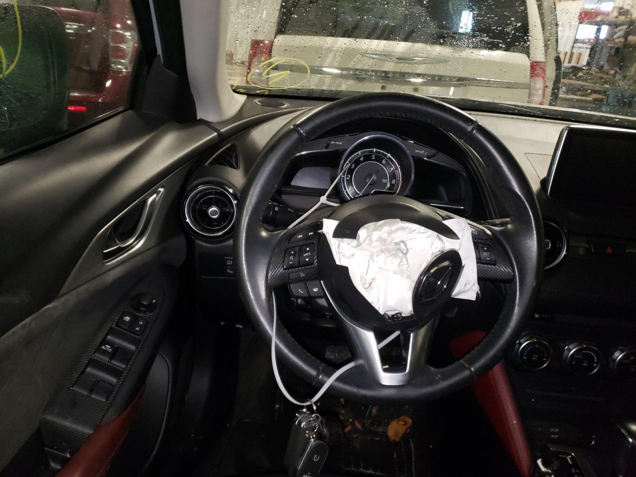 Photo 9 from auction – 2016 MAZDA CX-3 GRAND with VIN JM1DKBD77G0121441