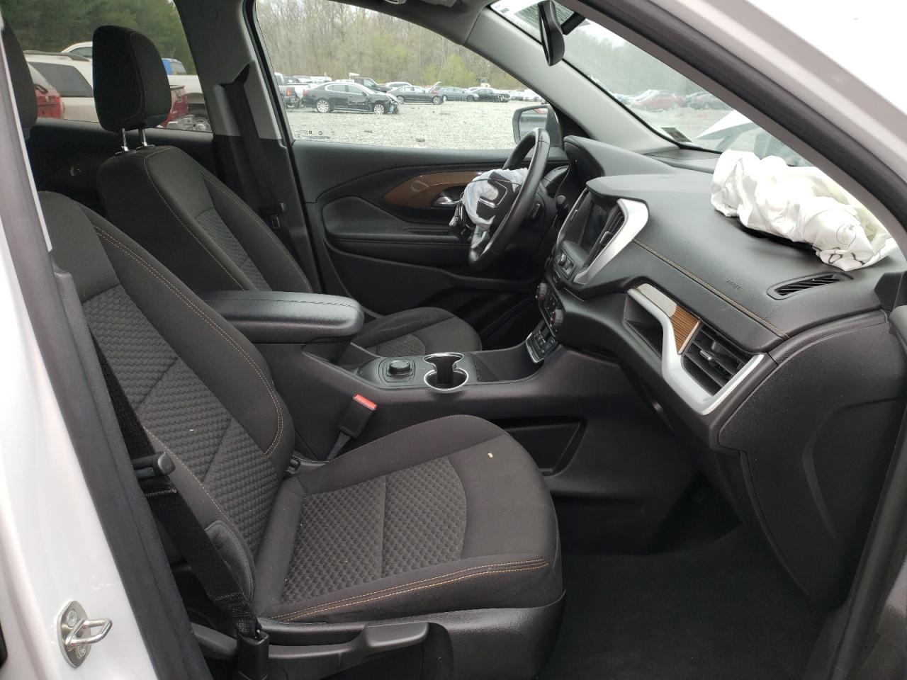 Photo 5 from auction – 2019 GMC TERRAIN SL with VIN 3GKALMEV3KL297282