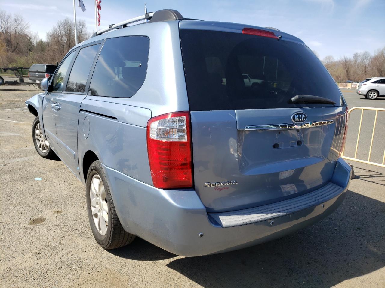 Photo 3 from auction – 2008 KIA SEDONA EX with VIN KNDMB233786247098
