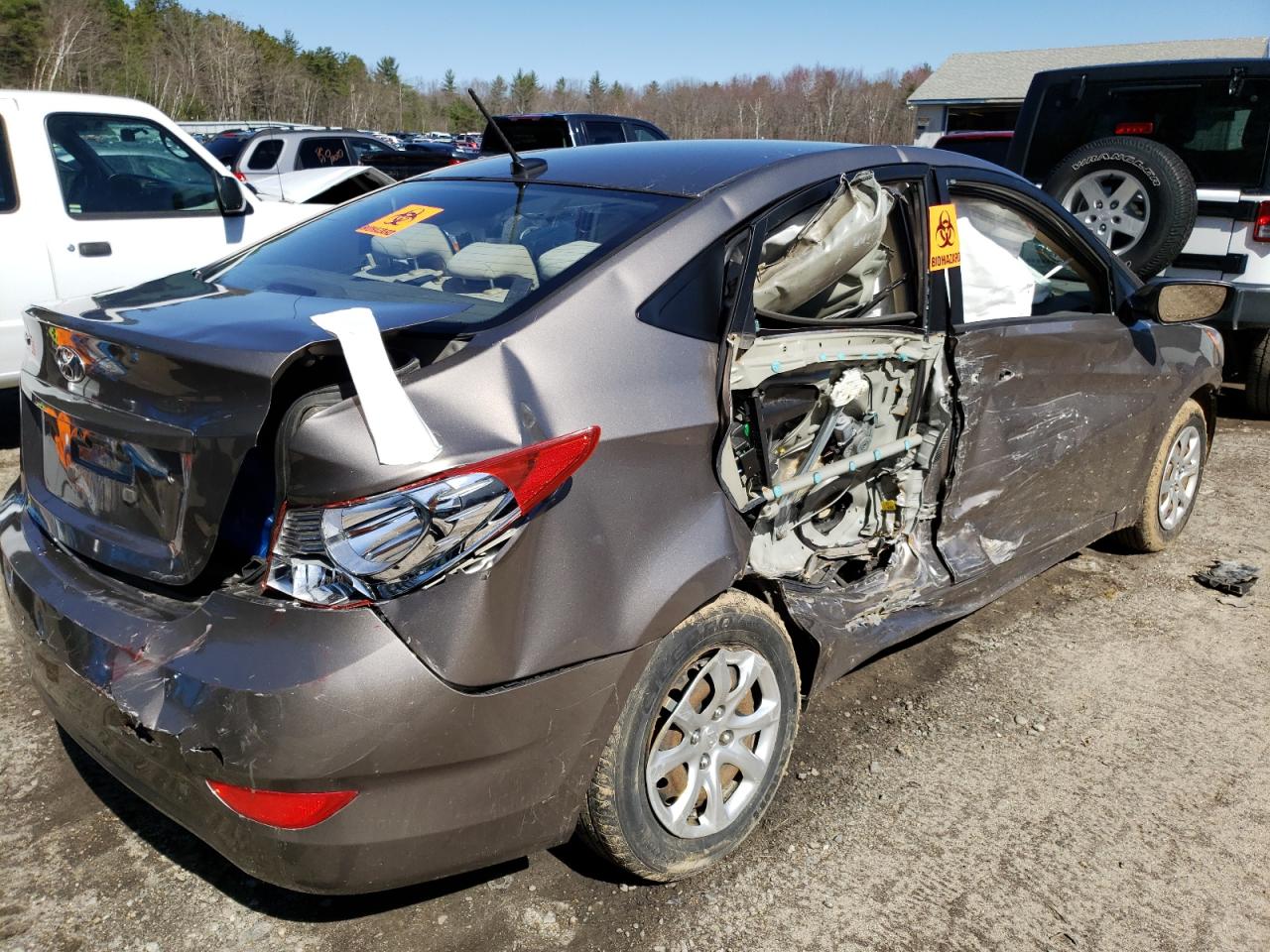 Photo 4 from auction – 2014 HYUNDAI ACCENT GLS with VIN KMHCT4AE8EU613856