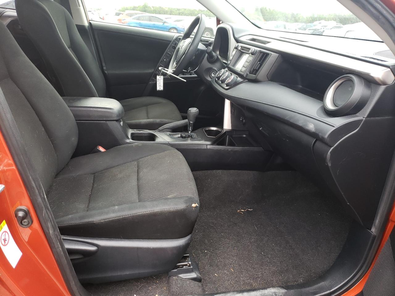 Photo 5 from auction – 2016 TOYOTA RAV4 LE with VIN JTMZFREV0GJ066728