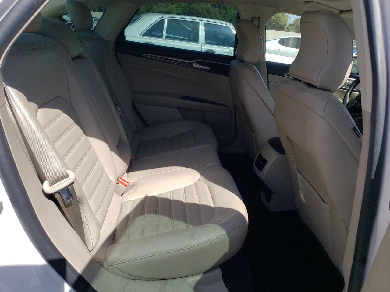 Photo 19 from auction – 2017 FORD FUSION SE with VIN 3FA6P0H94HR171280