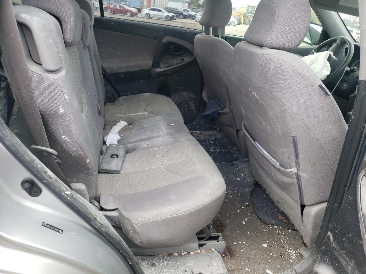 Photo 6 from auction – 2007 TOYOTA RAV4 with VIN JTMZD33V776045383