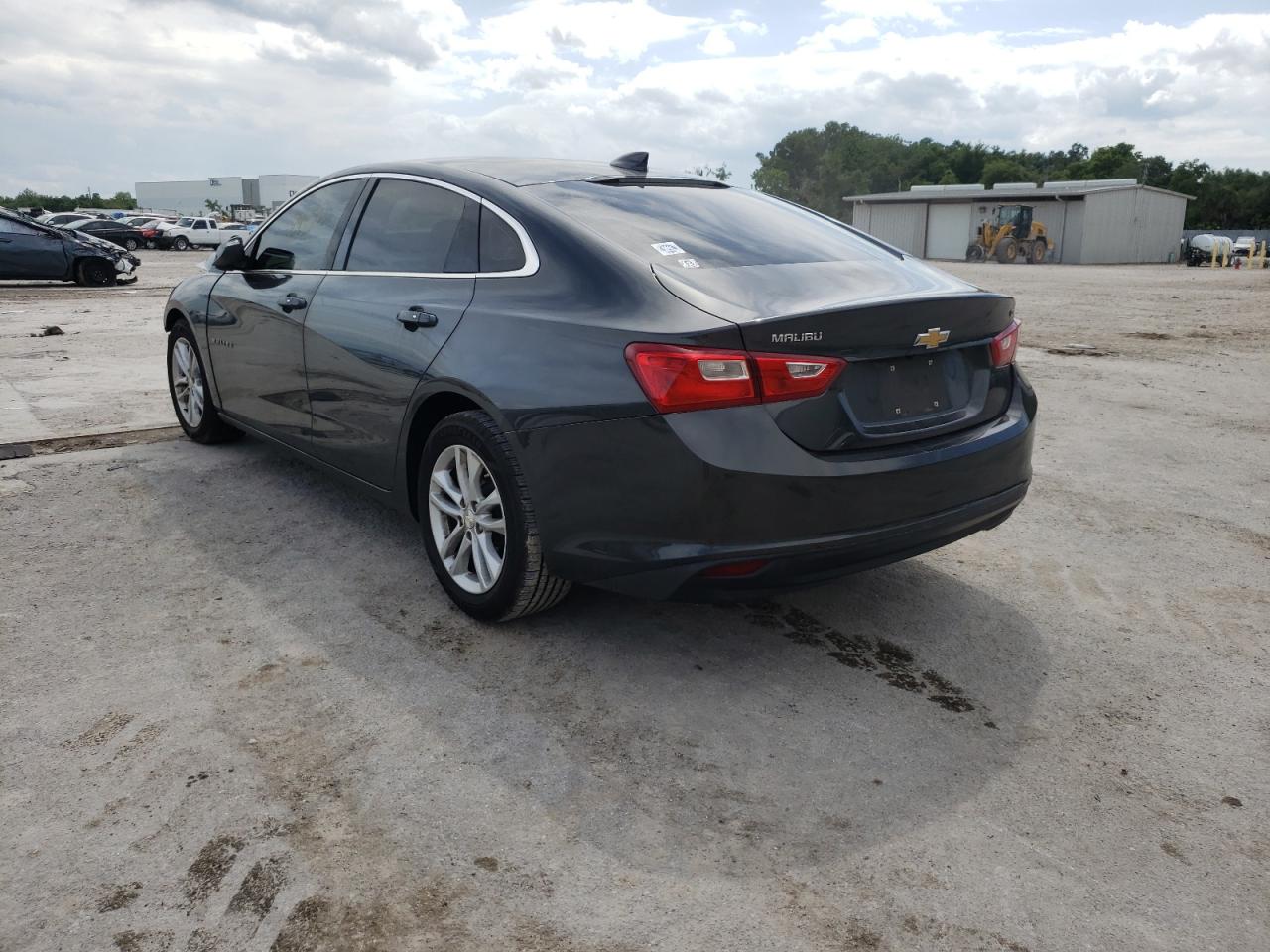 Photo 3 from auction – 2017 CHEVROLET MALIBU LT with VIN 1G1ZE5ST6HF292946