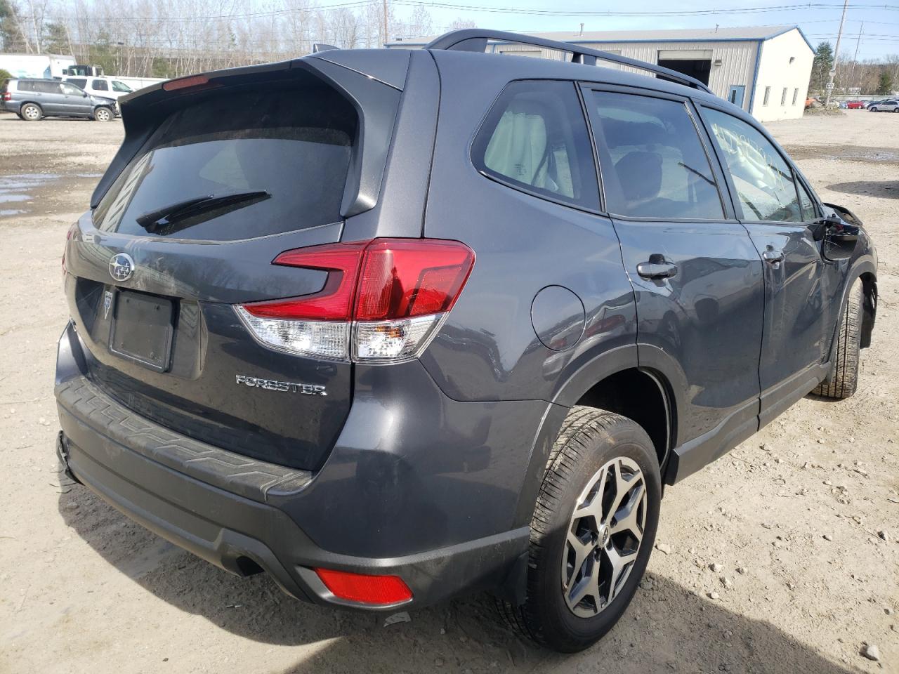 Photo 4 from auction – 2021 SUBARU FORESTER P with VIN JF2SKAFCXMH548008