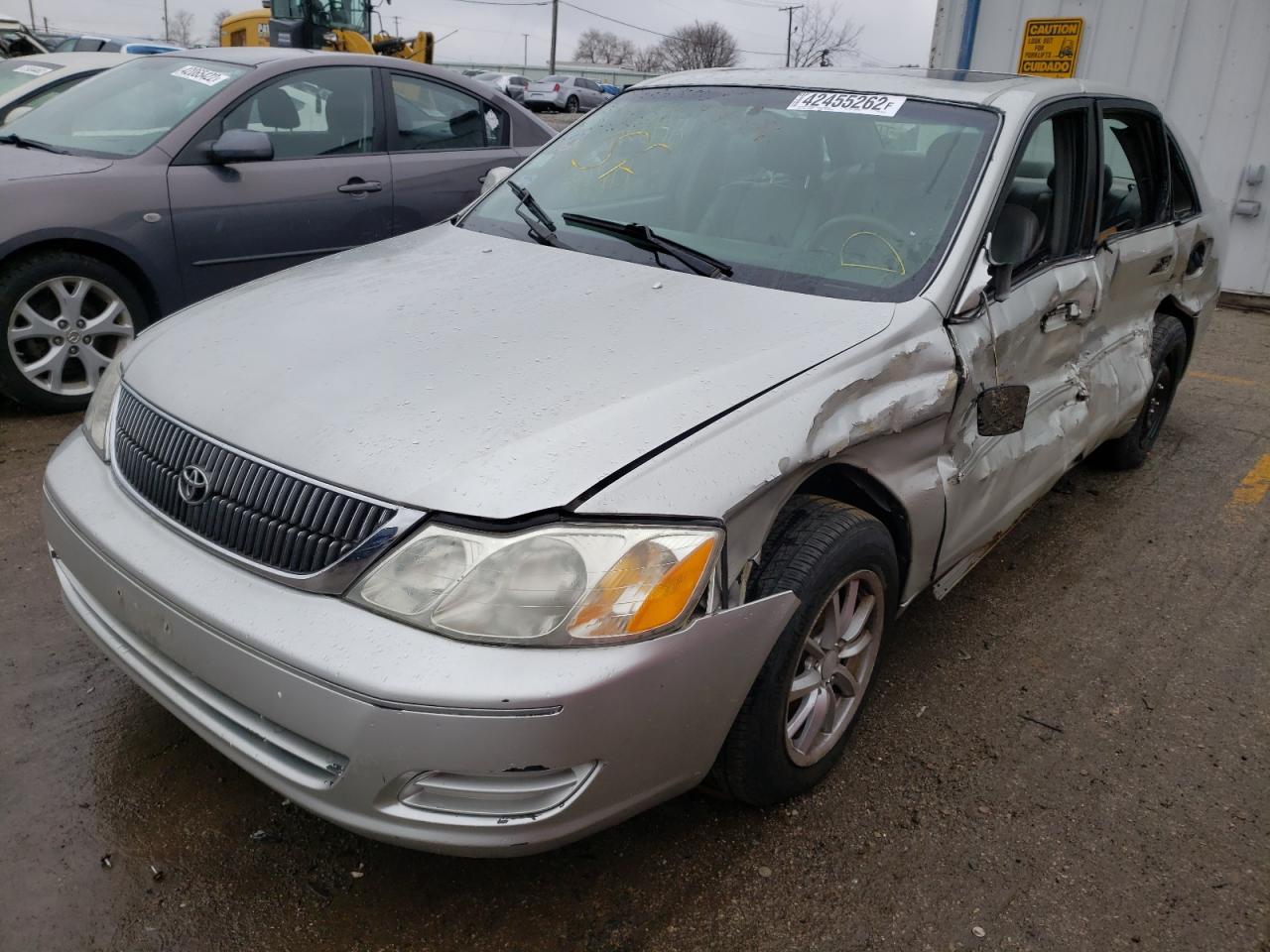 Photo 14 from auction – 2000 TOYOTA AVALON XL with VIN 4T1BF28B2YU007184