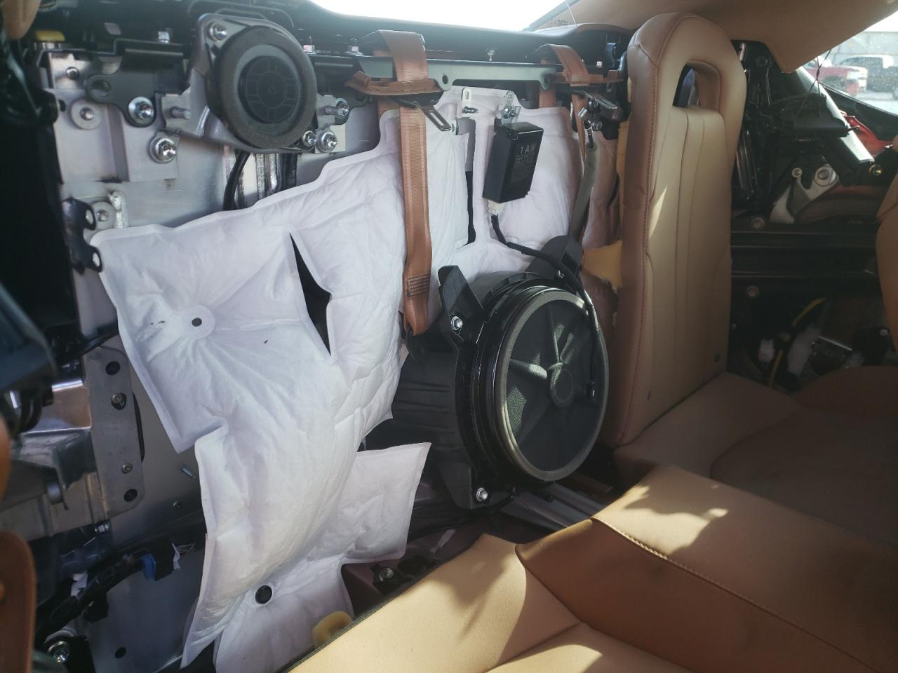 Photo 6 from auction – 2021 LEXUS LC 500 with VIN JTHKPAAY8MA103180