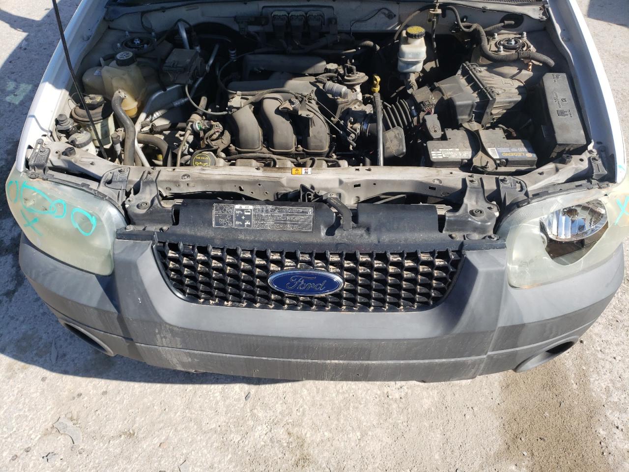 Photo 7 from auction – 2005 FORD ESCAPE XLT with VIN 1FMYU03145DA20095