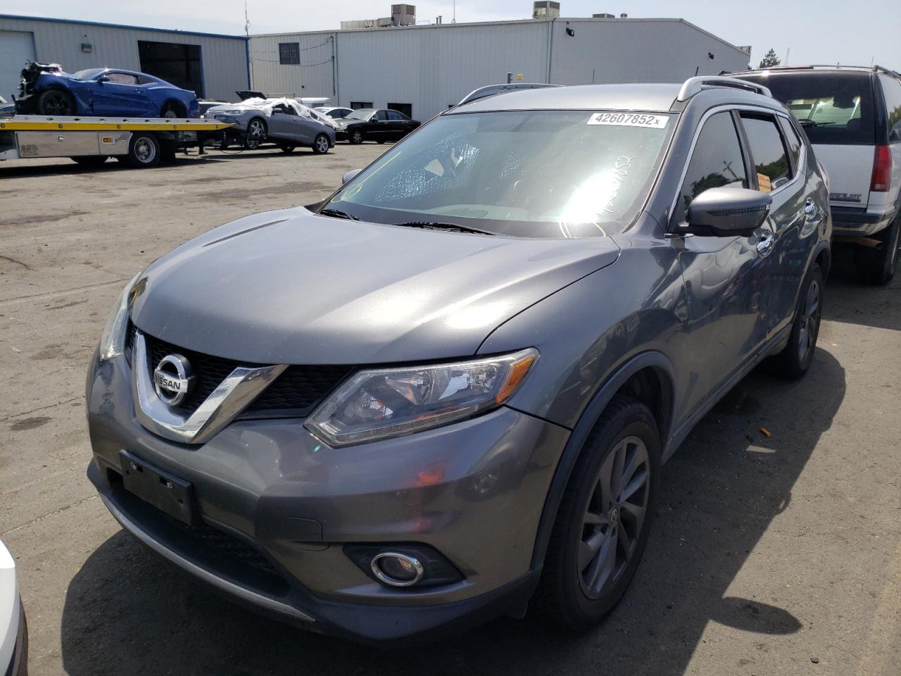 Photo 2 from auction – 2016 NISSAN ROGUE S with VIN 5N1AT2MV2GC795246