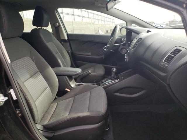 Photo 5 from auction – 2017 KIA FORTE LX with VIN 3KPFL4A7XHE064828