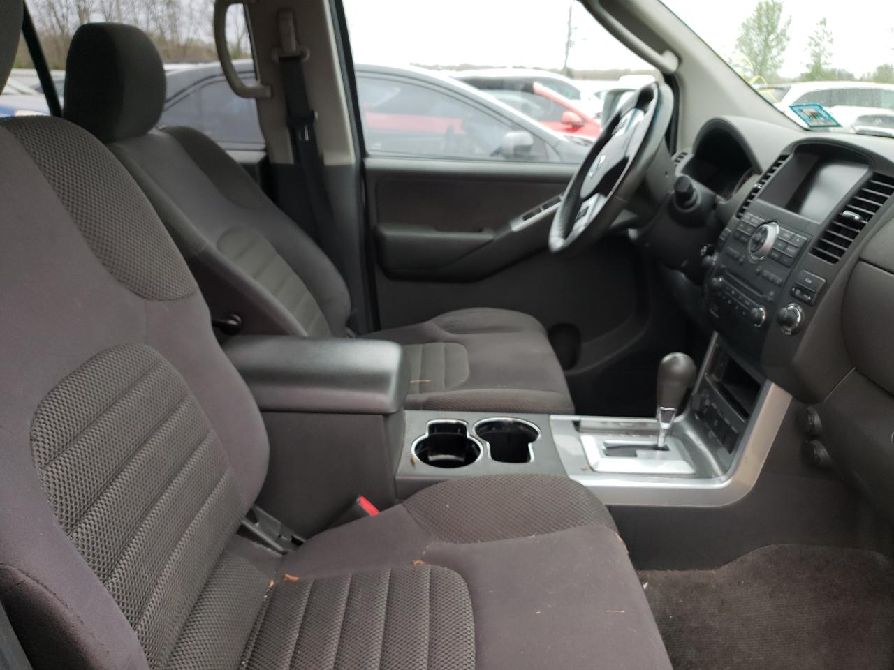 Photo 5 from auction – 2011 NISSAN PATHFINDER with VIN 5N1AR1NB9BC614276