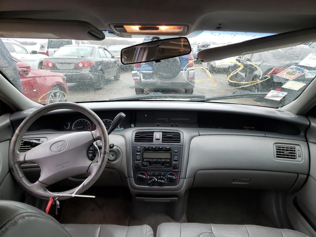 Photo 20 from auction – 2000 TOYOTA AVALON XL with VIN 4T1BF28B2YU007184