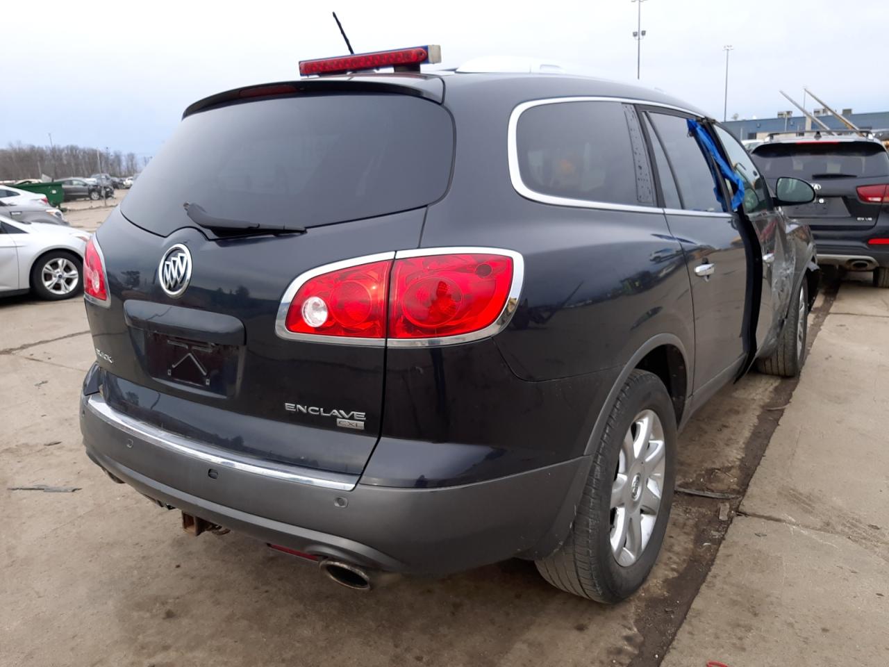 Photo 4 from auction – 2010 BUICK ENCLAVE CX with VIN 5GALVBEDXAJ190649