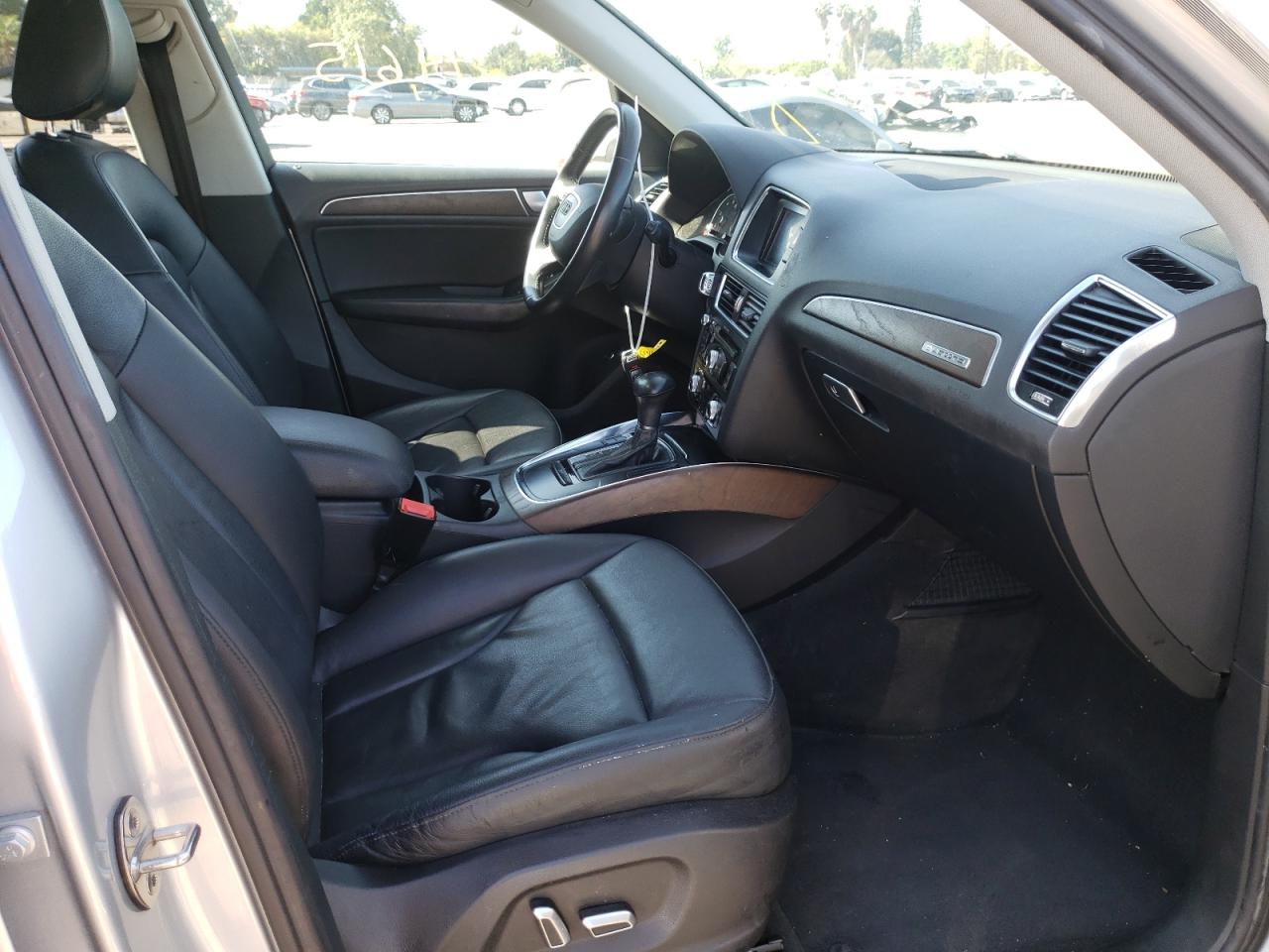 Photo 5 from auction – 2014 AUDI Q5 PREMIUM with VIN WA1CFAFP8EA091567