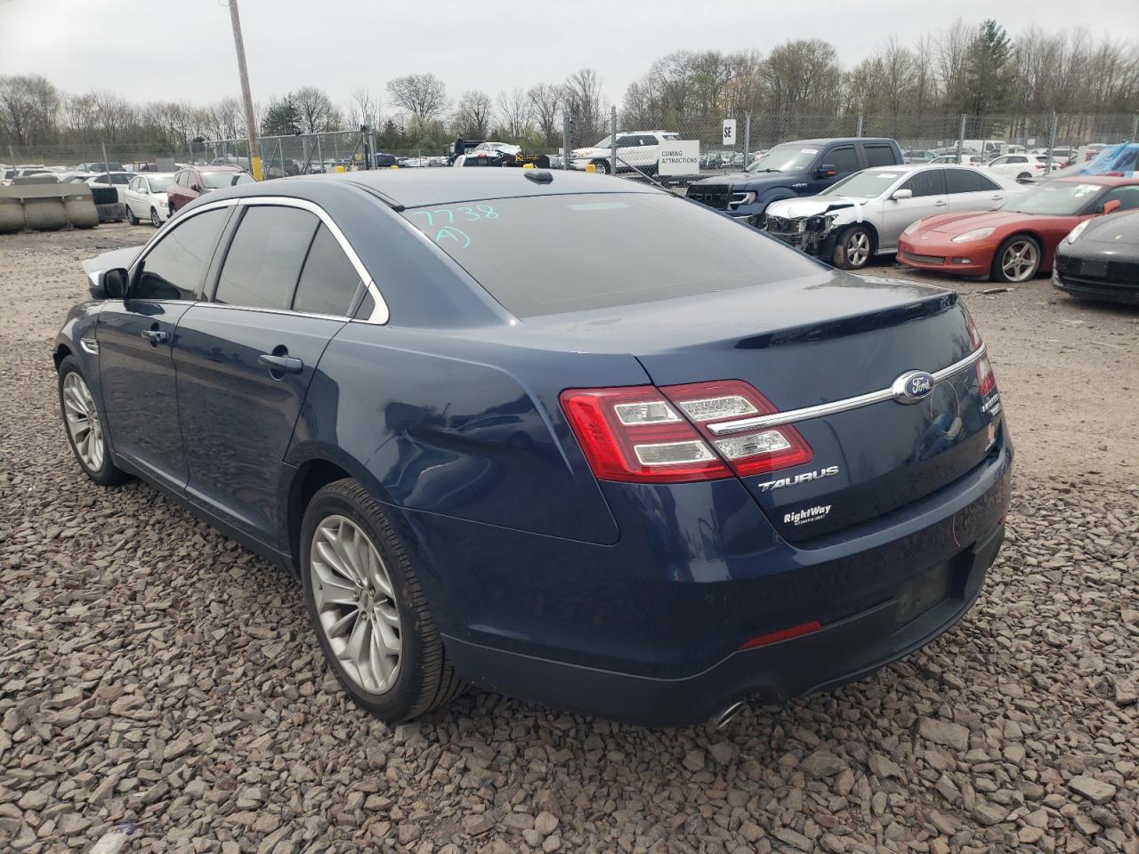Photo 3 from auction – 2017 FORD TAURUS LIM with VIN 1FAHP2J8XHG109475