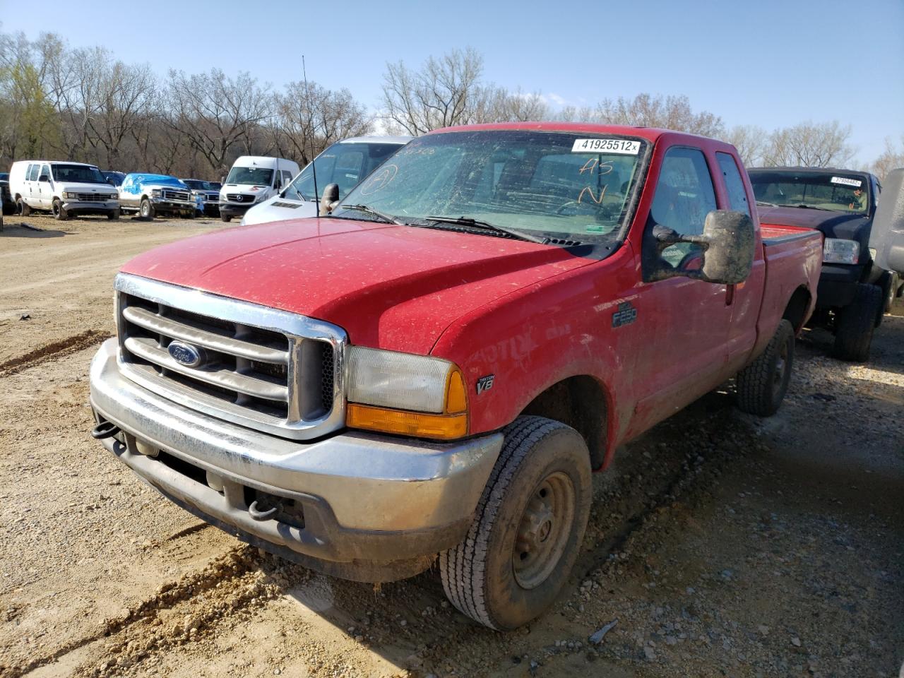 Photo 2 from auction – 2001 FORD F250 SUPER with VIN 1FTNX21L51EC88303