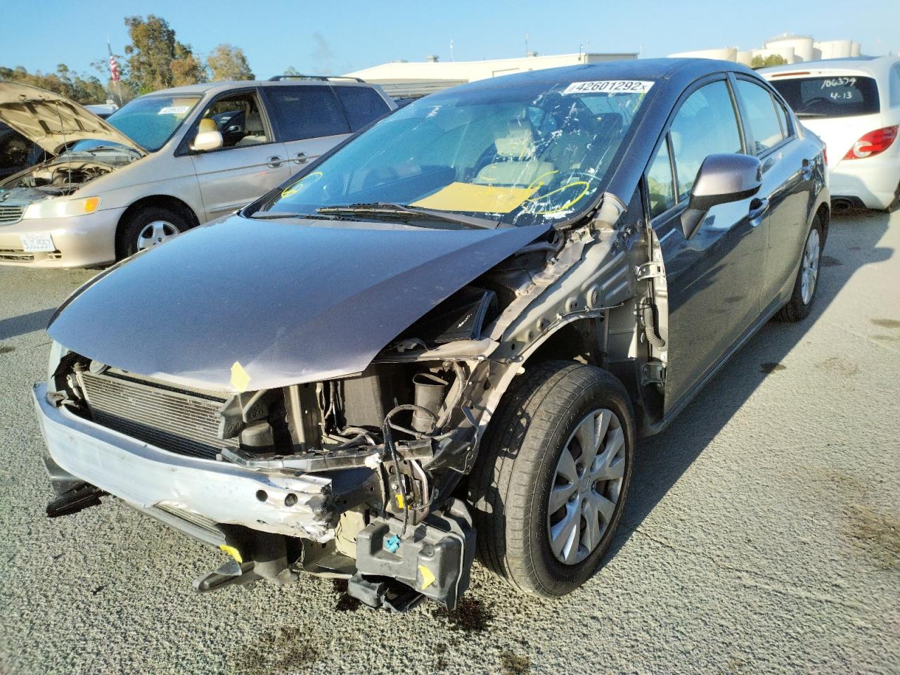 Photo 2 from auction – 2012 HONDA CIVIC LX with VIN 19XFB2F55CE310207