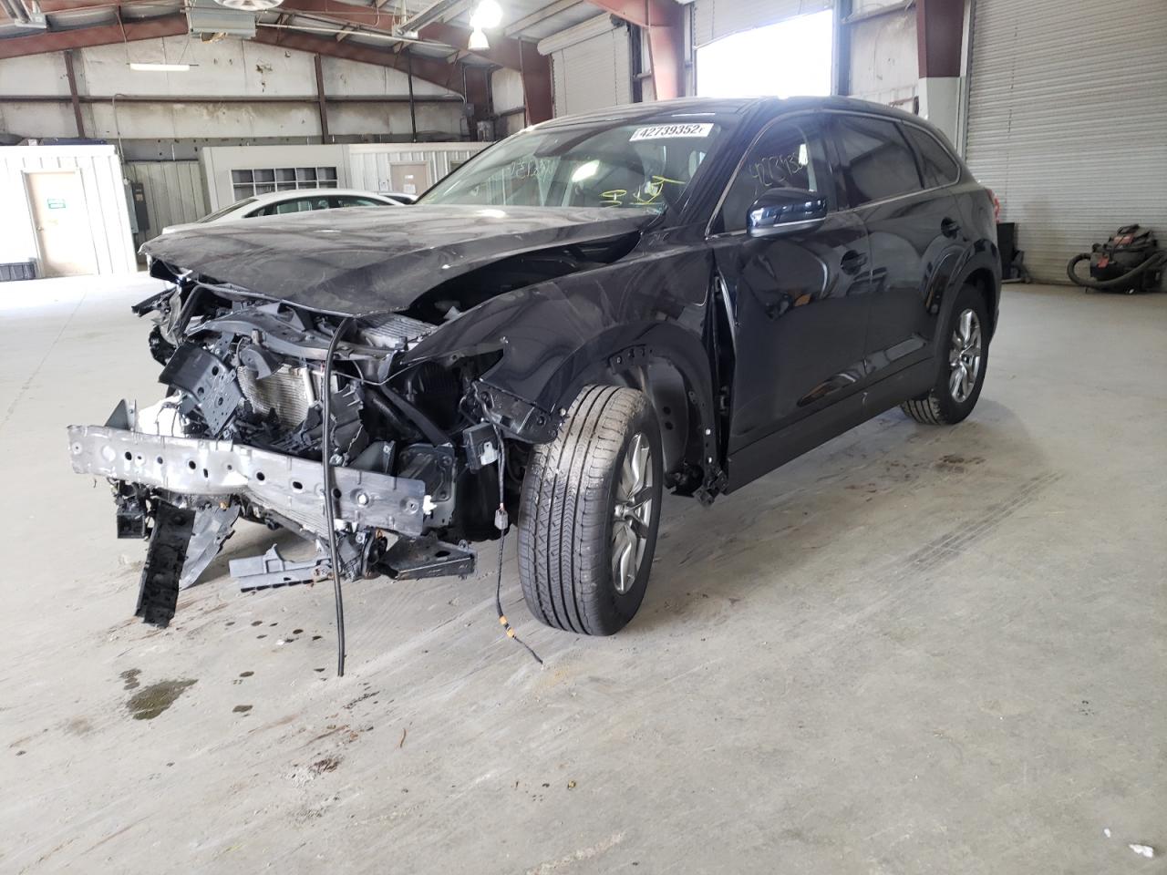 Photo 2 from auction – 2016 MAZDA CX-9 TOURI with VIN JM3TCBCY8G0118798
