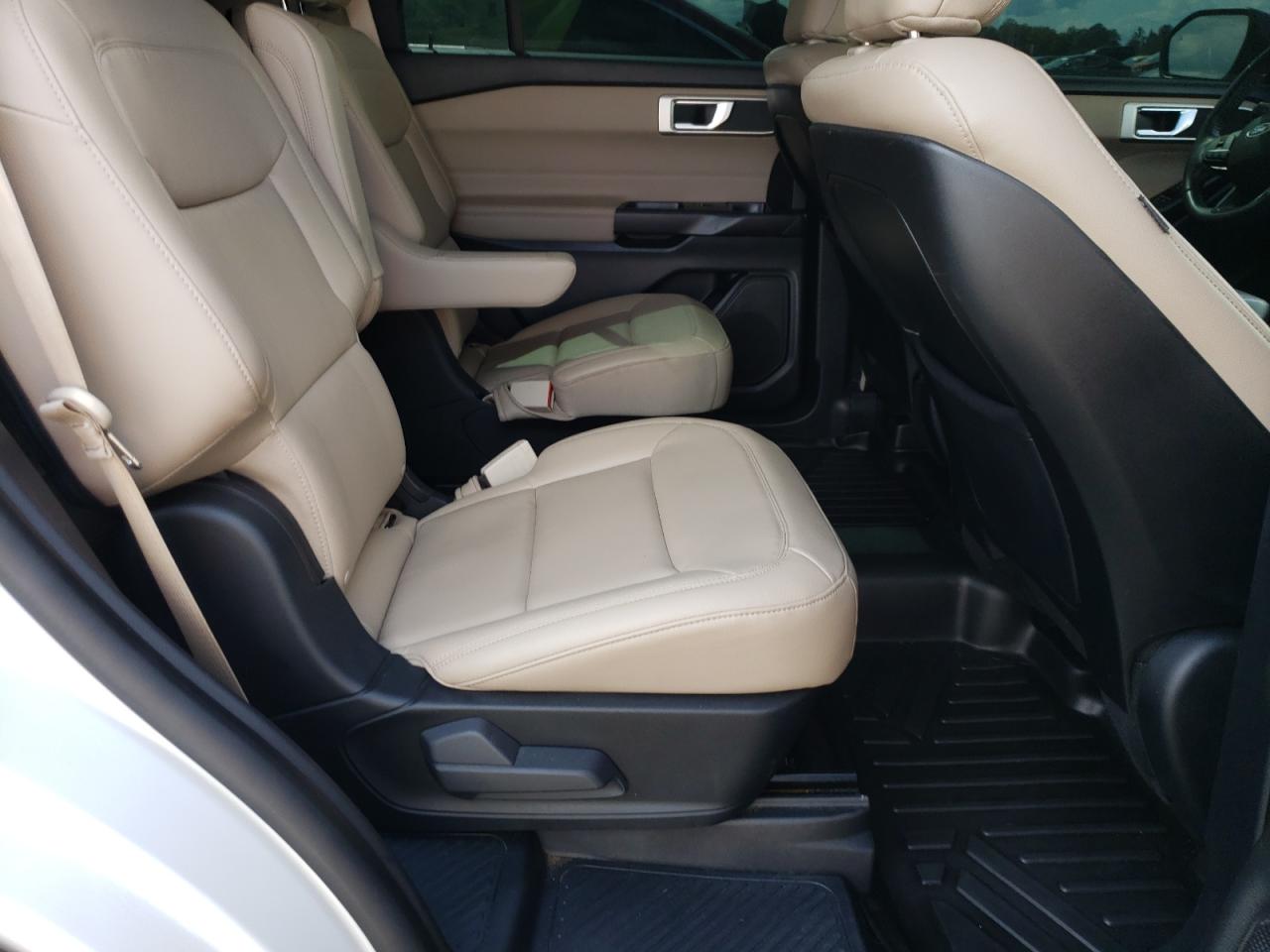 Photo 6 from auction – 2020 FORD EXPLORER X with VIN 1FMSK7DH0LGA47810