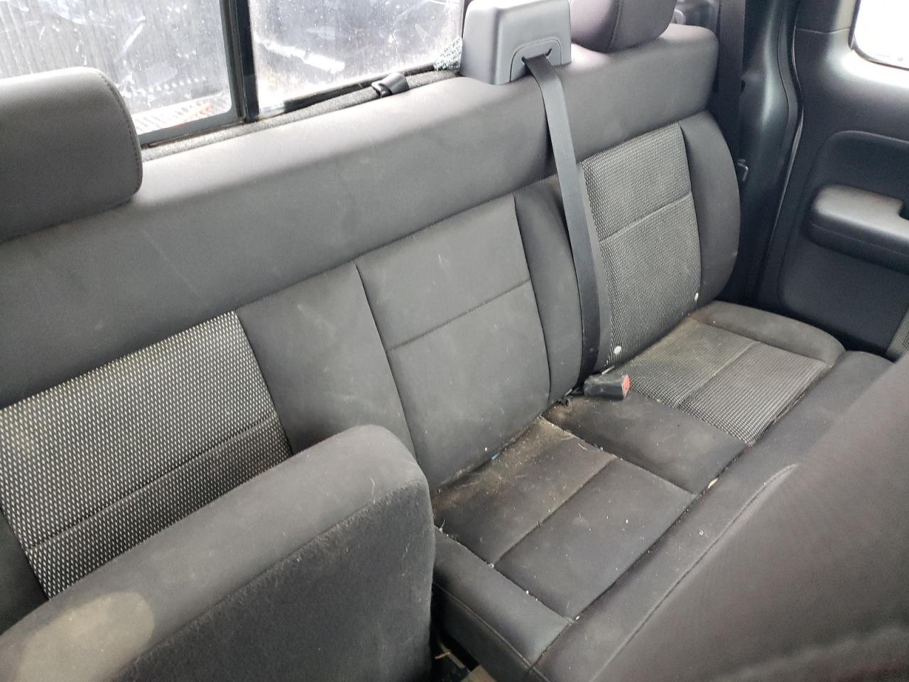 Photo 6 from auction – 2005 FORD F150 with VIN 1FTPX14585FA90119