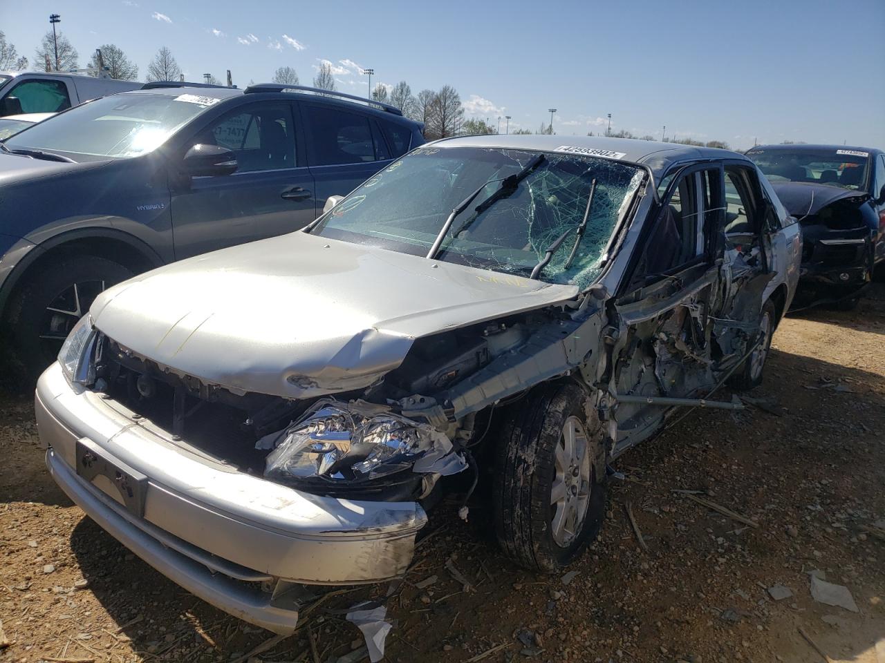 Photo 2 from auction – 2004 TOYOTA AVALON XL with VIN 4T1BF28B94U343103