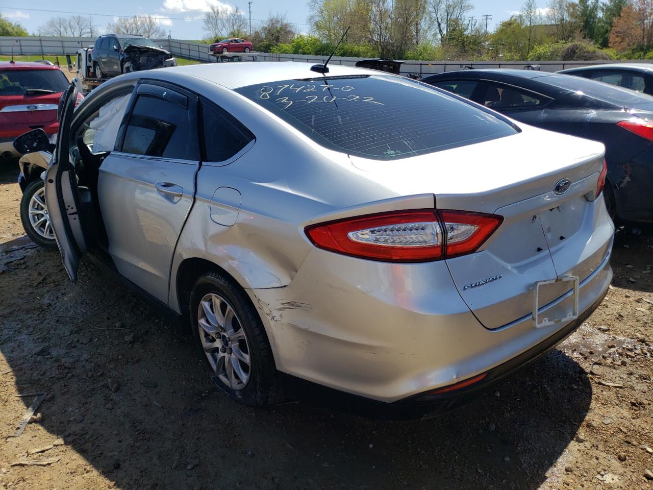 Photo 3 from auction – 2015 FORD FUSION S with VIN 3FA6P0G7XFR296359