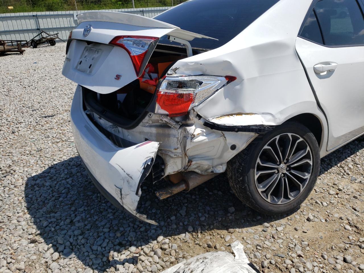 Photo 9 from auction – 2014 TOYOTA COROLLA L with VIN 2T1BURHE0EC048693