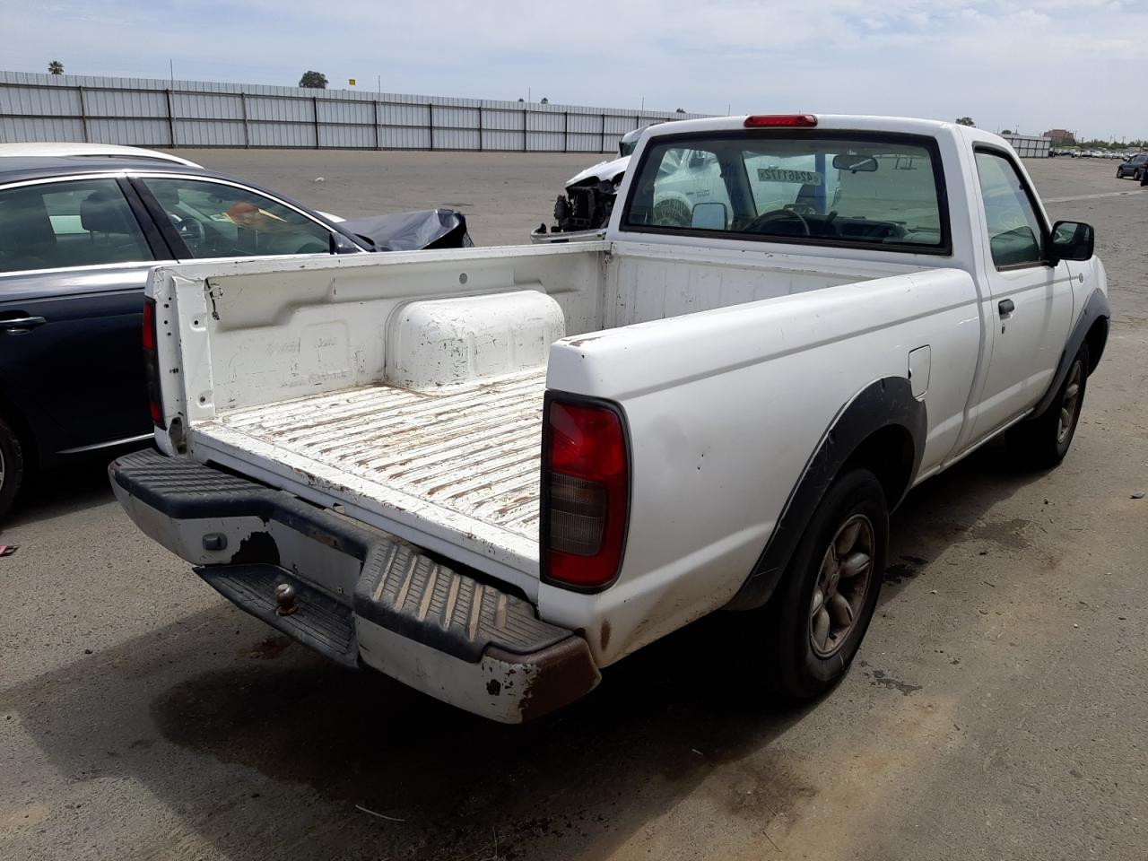 Photo 4 from auction – 2001 NISSAN FRONTIER X with VIN 1N6DD21S31C393104