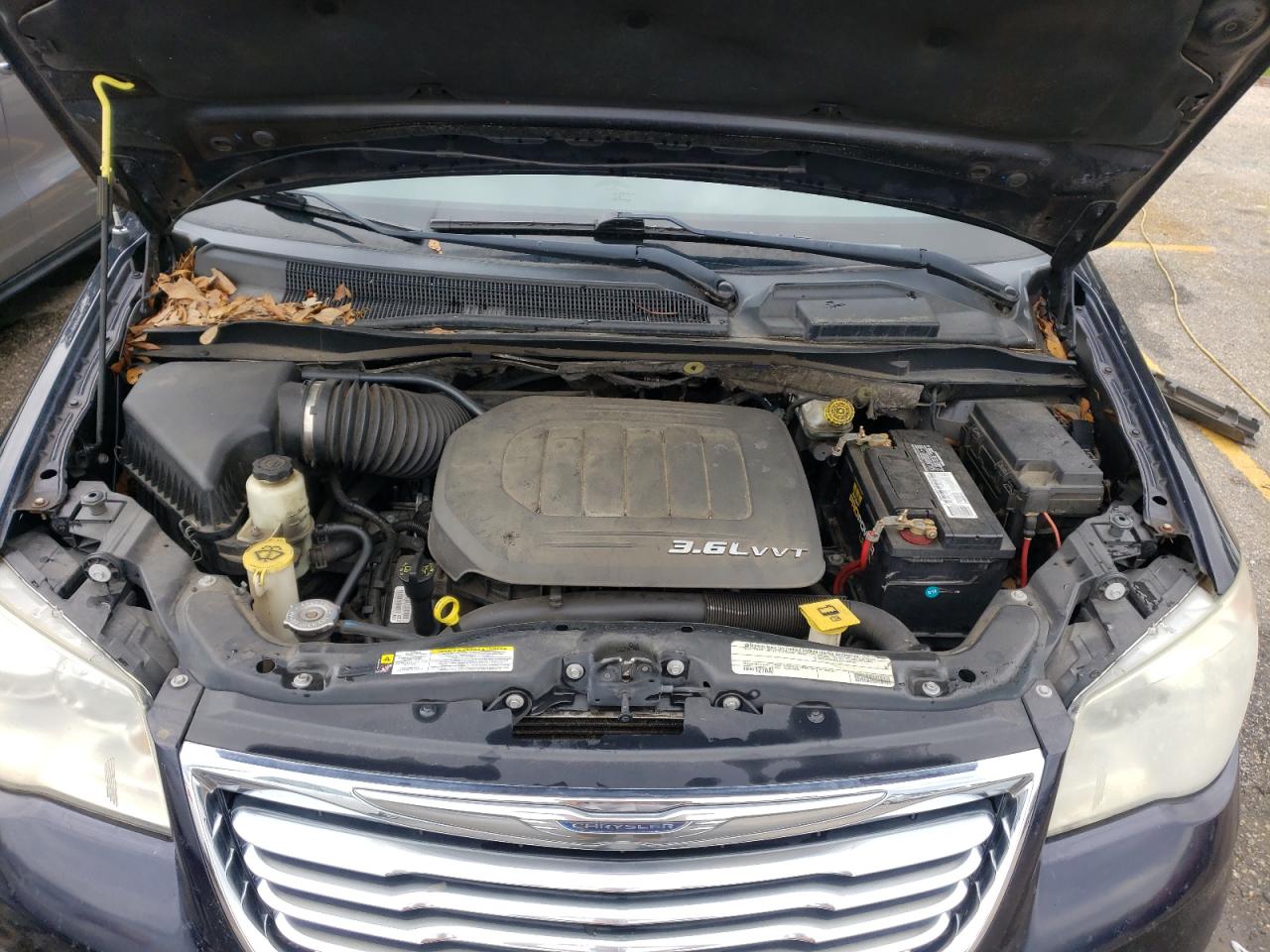 Photo 7 from auction – 2011 CHRYSLER TOWN & COU with VIN 2A4RR5DGXBR641404