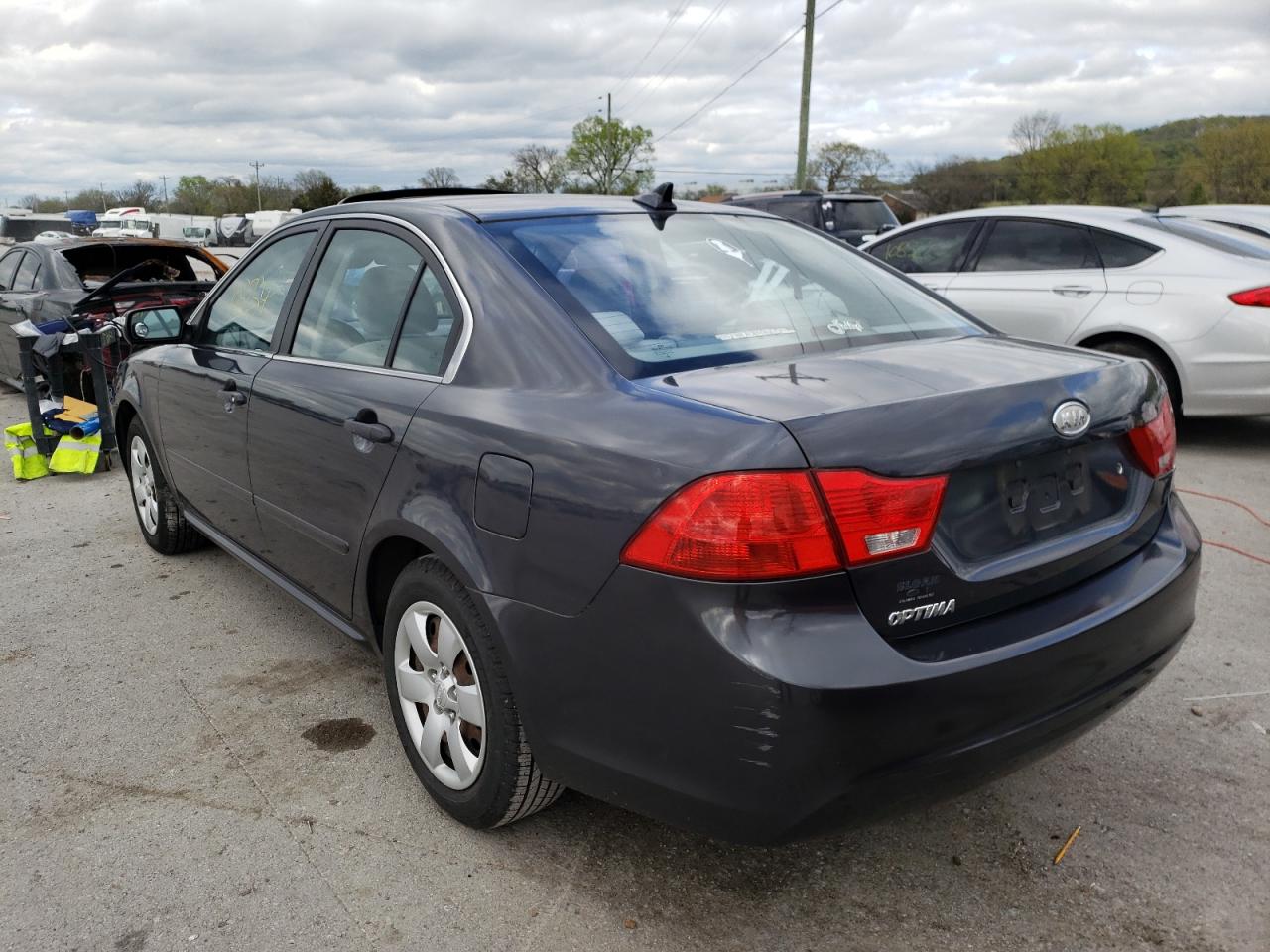 Photo 3 from auction – 2010 KIA OPTIMA LX with VIN KNAGG4A8XA5394257