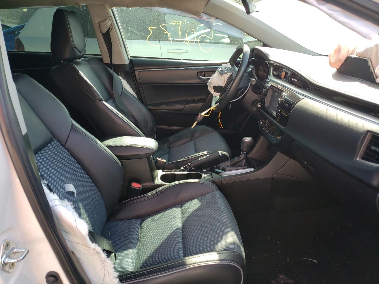 Photo 5 from auction – 2016 TOYOTA COROLLA L with VIN 5YFBURHE6GP555309