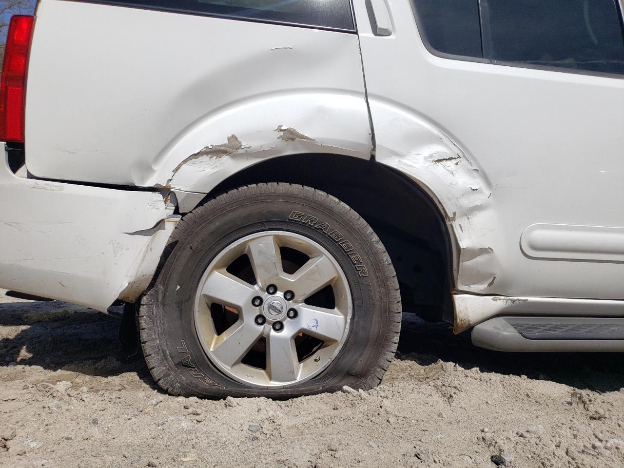 Photo 9 from auction – 2012 NISSAN PATHFINDER with VIN 5N1AR1NB8CC630454
